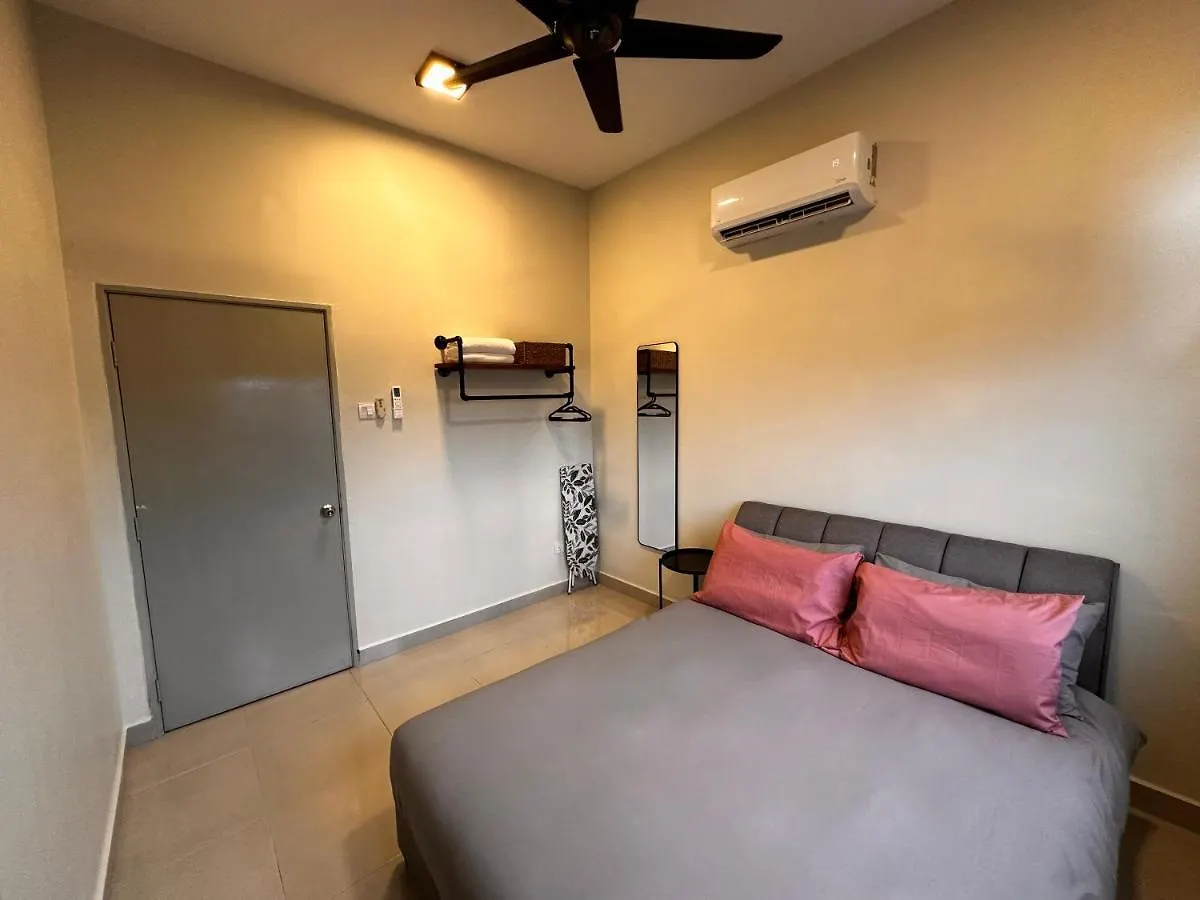 Homestay D'Casa, Apartment In Sepang, Klia